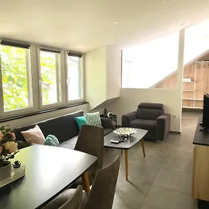 Khan , Ljubljana Slovenië